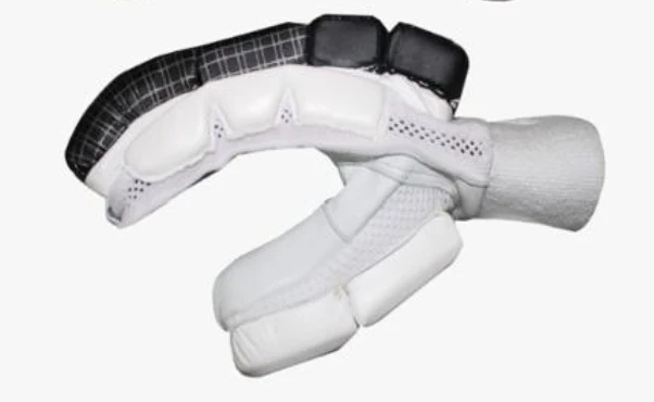 MRF Legend VK 18 1.0 Batting Gloves - Image 3