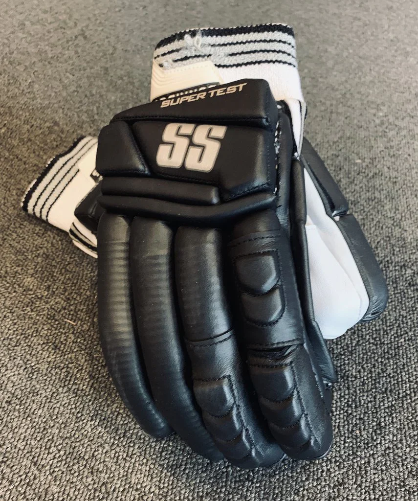 SS BATTING GLOVES SUPERTEST 2023 - Image 7